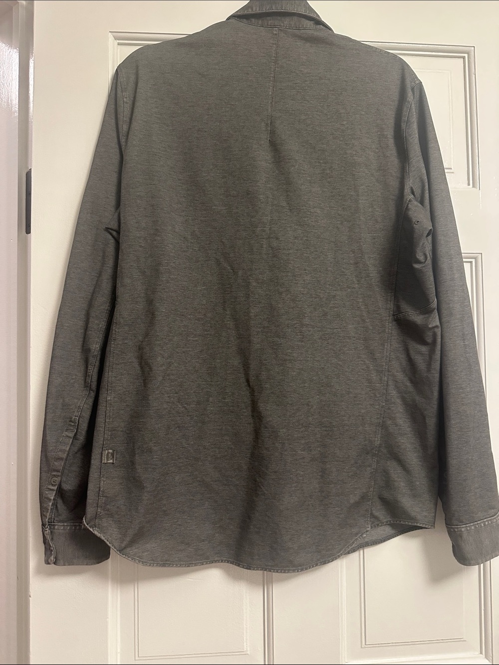 Lululemon Men's Long-Sleeve Casual Button-Up Shirt -